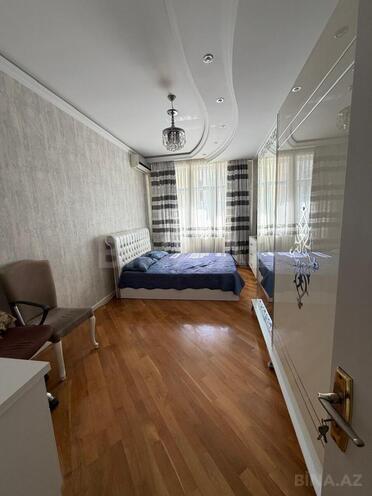 Сдаётся 3-комн. новостройка 90 м², м. Низами, photo 4 from 11
