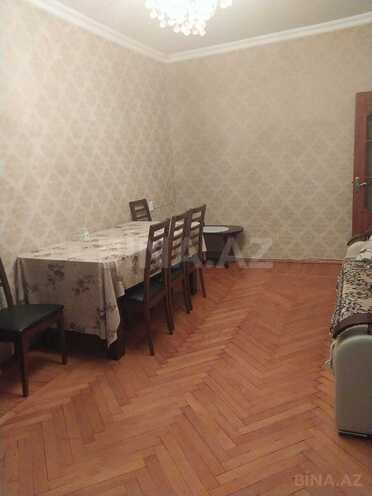 Продаётся 2-комн. вторичка 62 м², м. Азадлыг проспекти, photo 3 from 16