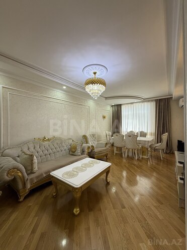 Продаётся 3-комн. новостройка 130 м², м. Ази Асланов, photo 1 from 18