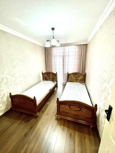 Сдаётся 3-комн. вторичка 80 м², Бинагадинский р., photo 12 from 20