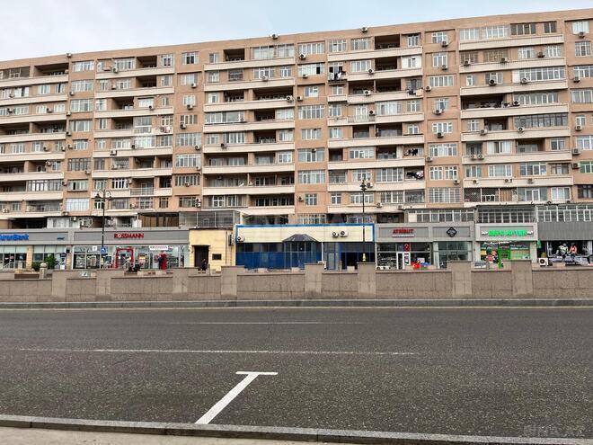 Продаётся 2-комн. вторичка 45 м², м. Гянджлик, photo 1 from 16