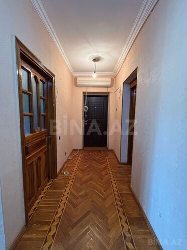 Продаётся 4-комн. вторичка 75 м², м. Ази Асланов, photo 9 from 16