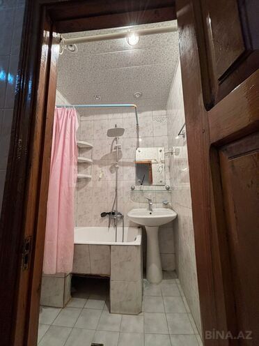 Продаётся 4-комн. вторичка 75 м², м. Ази Асланов, photo 15 from 16