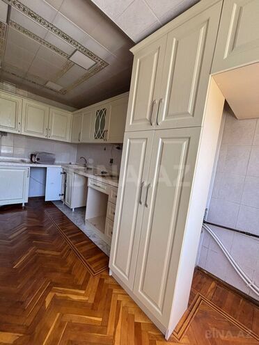 Продаётся 4-комн. вторичка 75 м², м. Ази Асланов, photo 14 from 16