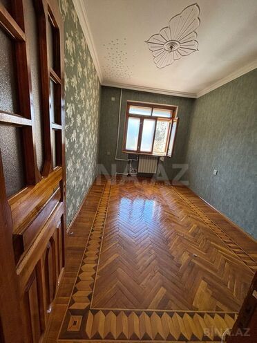Продаётся 4-комн. вторичка 75 м², м. Ази Асланов, photo 6 from 16