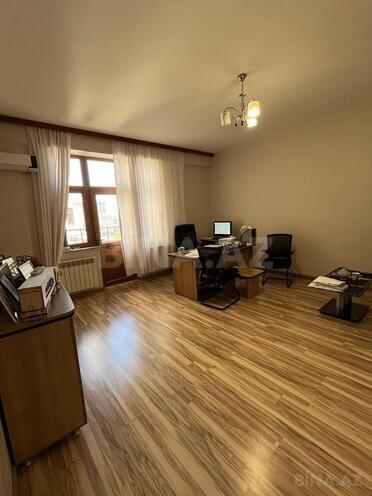 Сдаётся 3-комн. офис 110 м², м. Шах Исмаил Хатаи, photo 1 from 10