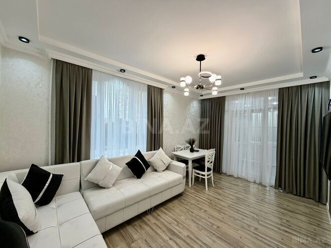 Продаётся 2-комн. вторичка 45 м², м. Нефтчиляр, photo 4 from 16