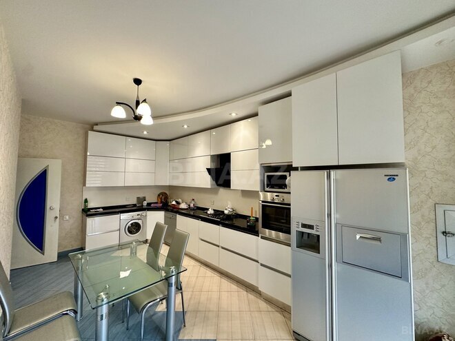 Сдаётся 3-комн. новостройка 113 м², м. Нариман Нариманов, photo 6 from 24