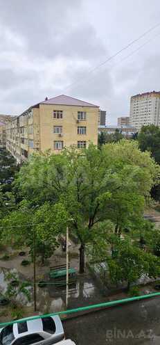 Продаётся 4-комн. вторичка 80 м², photo 1 from 26