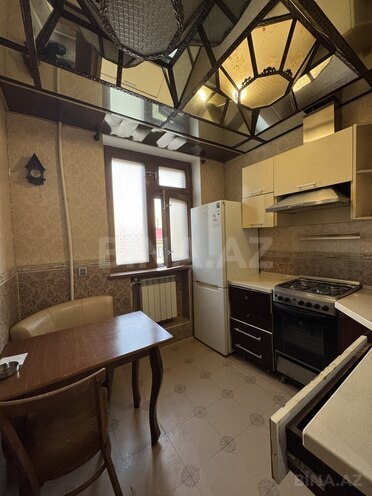 Сдаётся 2-комн. вторичка 60 м², м. Низами, photo 7 from 12