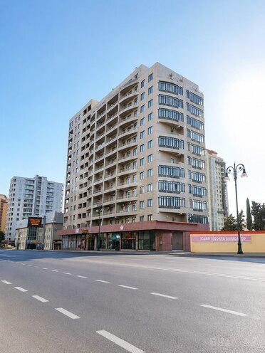 Продаётся 3-комн. новостройка 117 м², м. Гянджлик, photo 1 from 8
