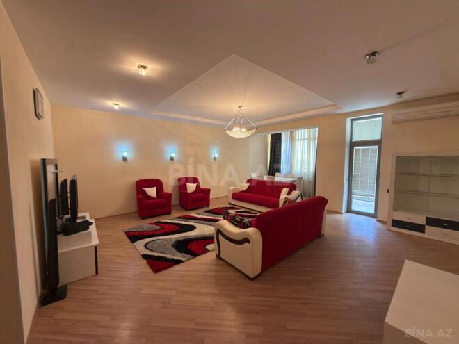 Продаётся 4-комн. новостройка 212 м², м. Низами, photo 12 from 31