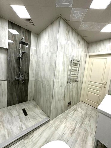 Сдаётся 2-комн. новостройка 70 м², м. Ази Асланов, photo 9 from 14