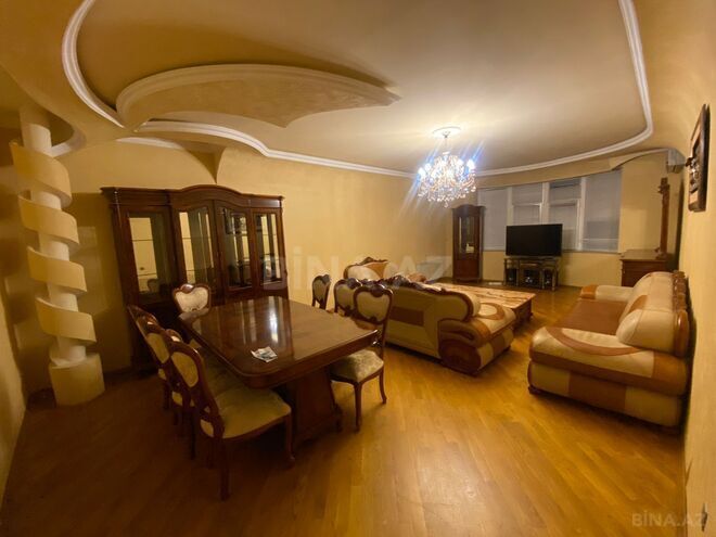 Сдаётся 3-комн. новостройка 120 м², м. Гянджлик, photo 1 from 9