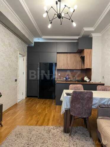 Продаётся 3-комн. новостройка 70 м², м. Кара Караев, photo 1 from 11
