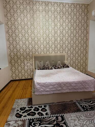 Продаётся 2-комн. вторичка 55 м², м. Низами, photo 7 from 8
