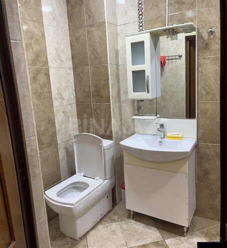 Сдаётся 3-комн. новостройка 70 м², м. Нефтчиляр, photo 8 from 11