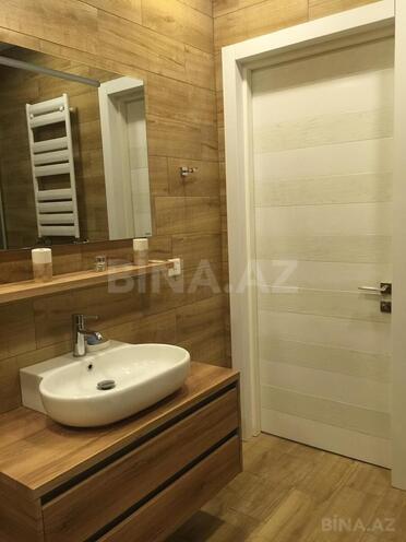 Продаётся 4-комн. новостройка 205 м², м. Низами, photo 26 from 29