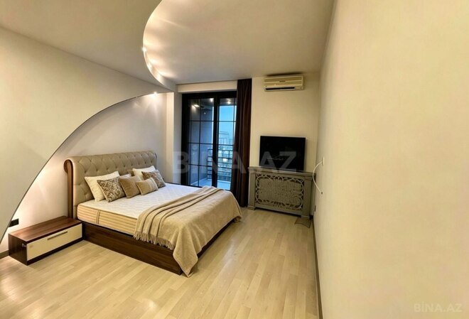 Сдаётся 2-комн. новостройка 110 м², м. Низами, photo 9 from 16