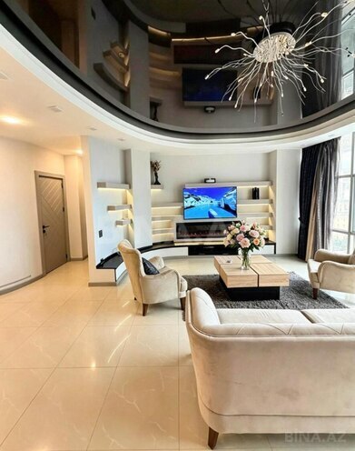 Сдаётся 2-комн. новостройка 110 м², м. Низами, photo 3 from 16