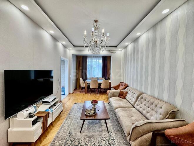 Продаётся 3-комн. вторичка 75 м², м. Азадлыг проспекти, photo 14 from 27
