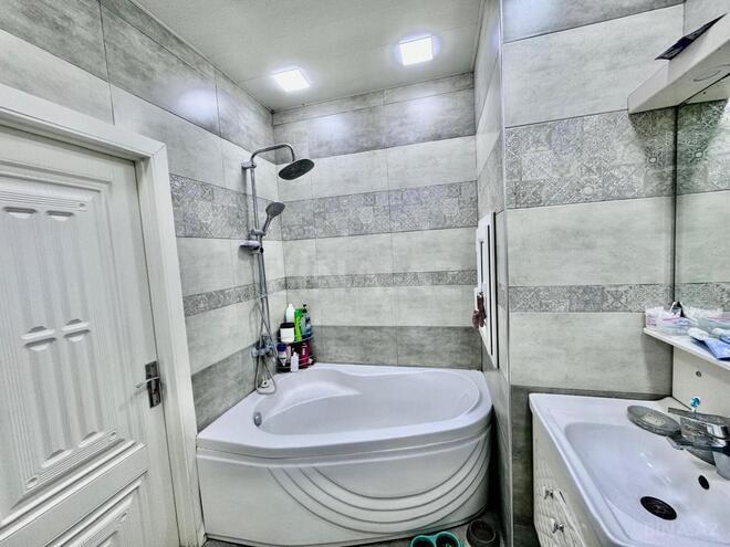 Продаётся 3-комн. вторичка 75 м², м. Азадлыг проспекти, photo 13 from 27
