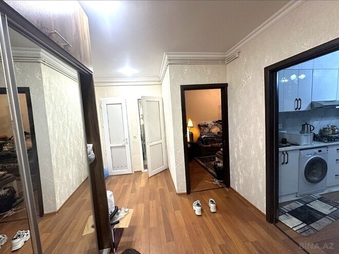 Продаётся 3-комн. вторичка 85 м², м. Ази Асланов, photo 1 from 16