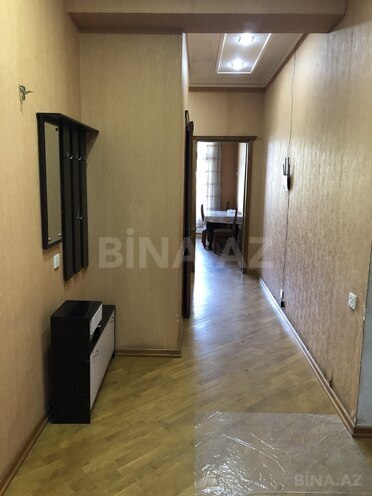 Сдаётся 3-комн. новостройка 130 м², м. Ази Асланов, photo 29 from 32