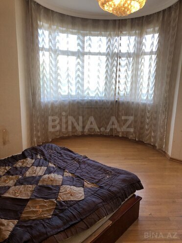 Сдаётся 3-комн. новостройка 130 м², м. Ази Асланов, photo 15 from 32