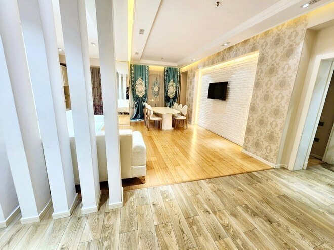 Сдаётся 2-комн. новостройка 75 м², м. Нариман Нариманов, photo 4 from 13
