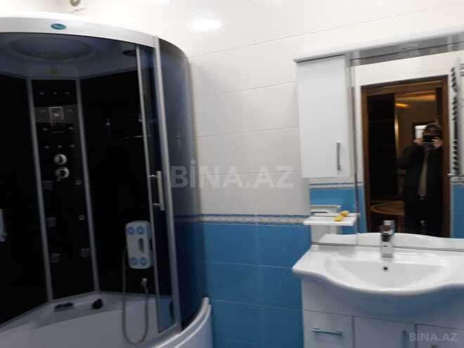 Продаётся 4-комн. новостройка 185 м², м. Низами, photo 11 from 17