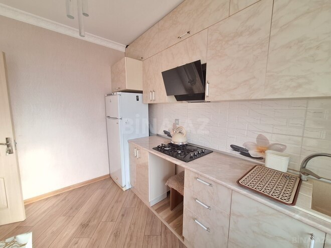 Продаётся 3-комн. вторичка 75 м², м. Иншаатчылар, photo 14 from 18