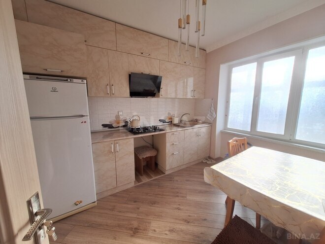 Продаётся 3-комн. вторичка 75 м², м. Иншаатчылар, photo 13 from 18