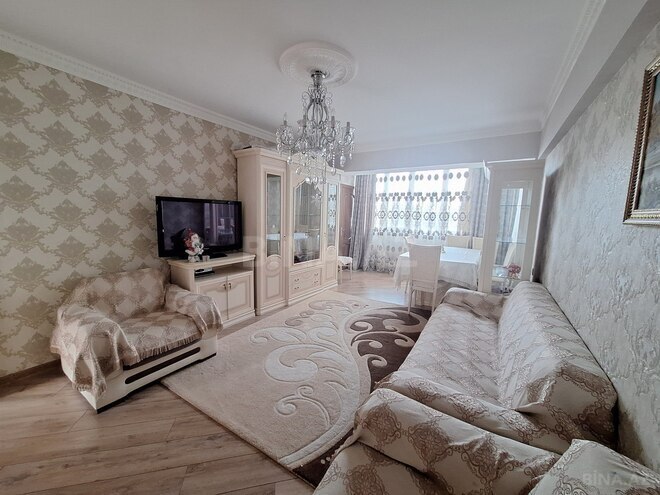 Продаётся 3-комн. вторичка 75 м², м. Иншаатчылар, photo 3 from 18
