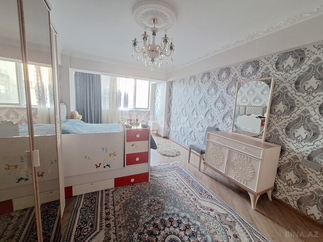 Продаётся 3-комн. вторичка 75 м², м. Иншаатчылар, photo 9 from 18