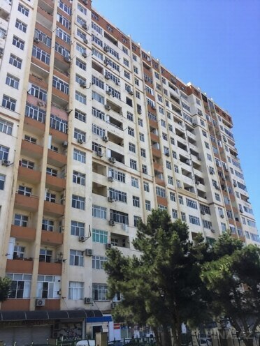 Продаётся 3-комн. новостройка 84 м², м. Нефтчиляр, photo 1 from 24