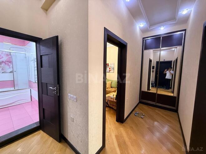 Продаётся 3-комн. вторичка 90 м², м. Низами, photo 19 from 21