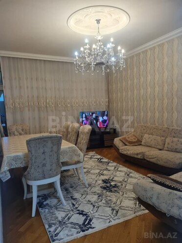 Сдаётся 2-комн. новостройка 70 м², м. 8 ноября, photo 3 from 18