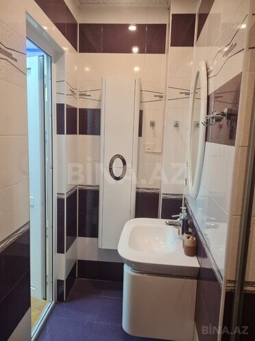 Сдаётся 2-комн. новостройка 70 м², м. 8 ноября, photo 11 from 18