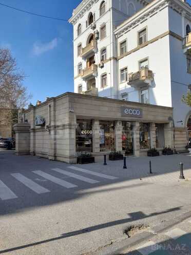 Продаётся 2-комн. вторичка 55 м², м. Элмляр Академиясы, photo 15 from 24