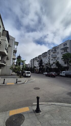 Продаётся 2-комн. вторичка 50 м², Насиминский  р., photo 1 from 19