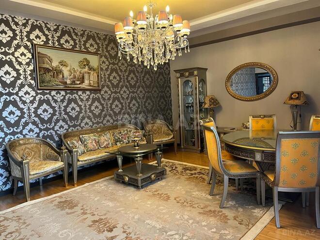 Сдаётся 3-комн. новостройка 138 м², м. 8 ноября, photo 4 from 32