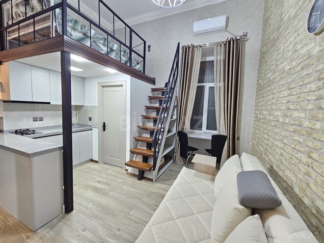 Сдаётся 2-комн. вторичка 50 м², м. Ичеришехер, photo 1 from 15