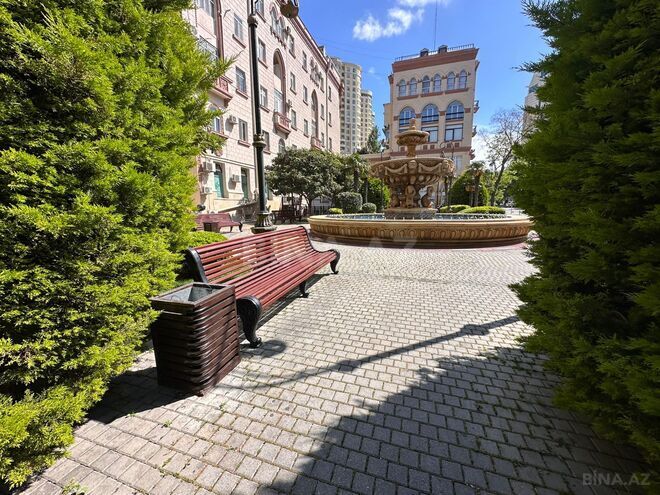 Продаётся 3-комн. вторичка 90 м², м. Низами, photo 3 from 27