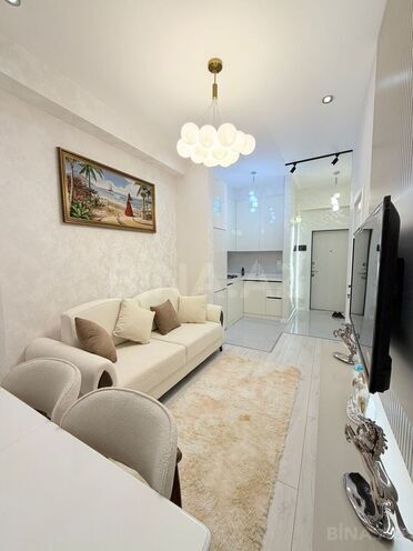 Продаётся 2-комн. новостройка 38 м², м. Кара Караев, photo 4 from 14