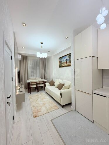 Продаётся 2-комн. новостройка 38 м², м. Кара Караев, photo 3 from 14