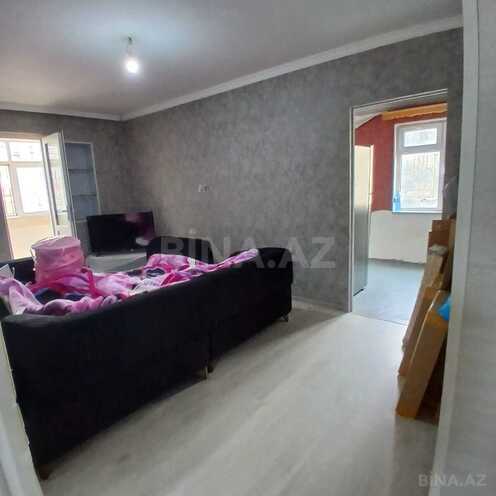 Продаётся 2-комн. вторичка 50 м², м. Нефтчиляр, photo 1 from 18
