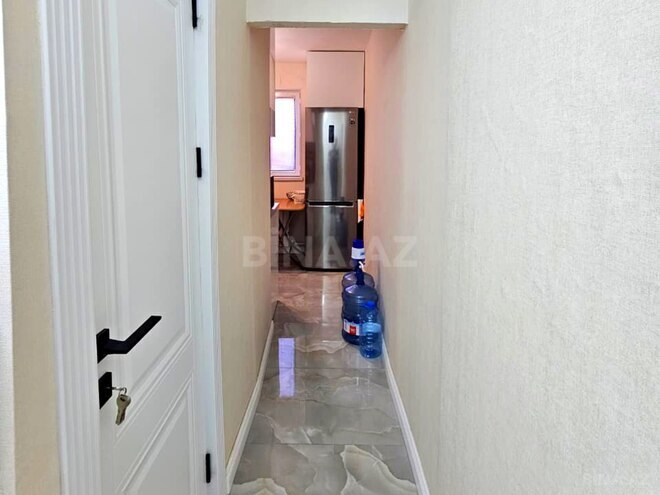 Продаётся 2-комн. вторичка 55 м², м. Нефтчиляр, photo 10 from 16