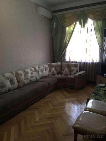 Продаётся 2-комн. вторичка 65 м², м. Нариман Нариманов, photo 1 from 13