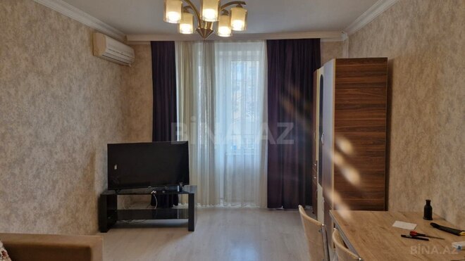Продаётся 1-комн. вторичка 35 м², м. Элмляр Академиясы, photo 5 from 10